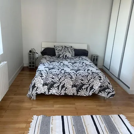 Welcome To Beaujolais Apartment *